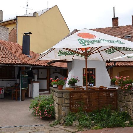 Apartmány Pod Kaštany Kvasice Exterior foto